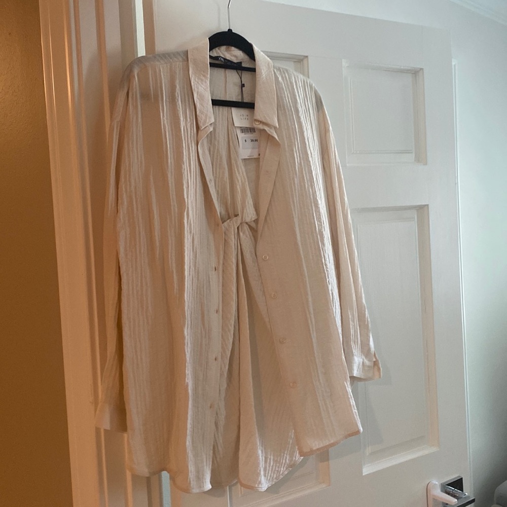 Zara never worn